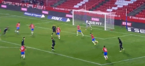 艾顿称已掌握詹姆斯跑位规律，预判传球成常态